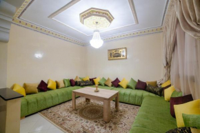 Family Apartment in Marrakech 3 Bedrooms & Balcony with View